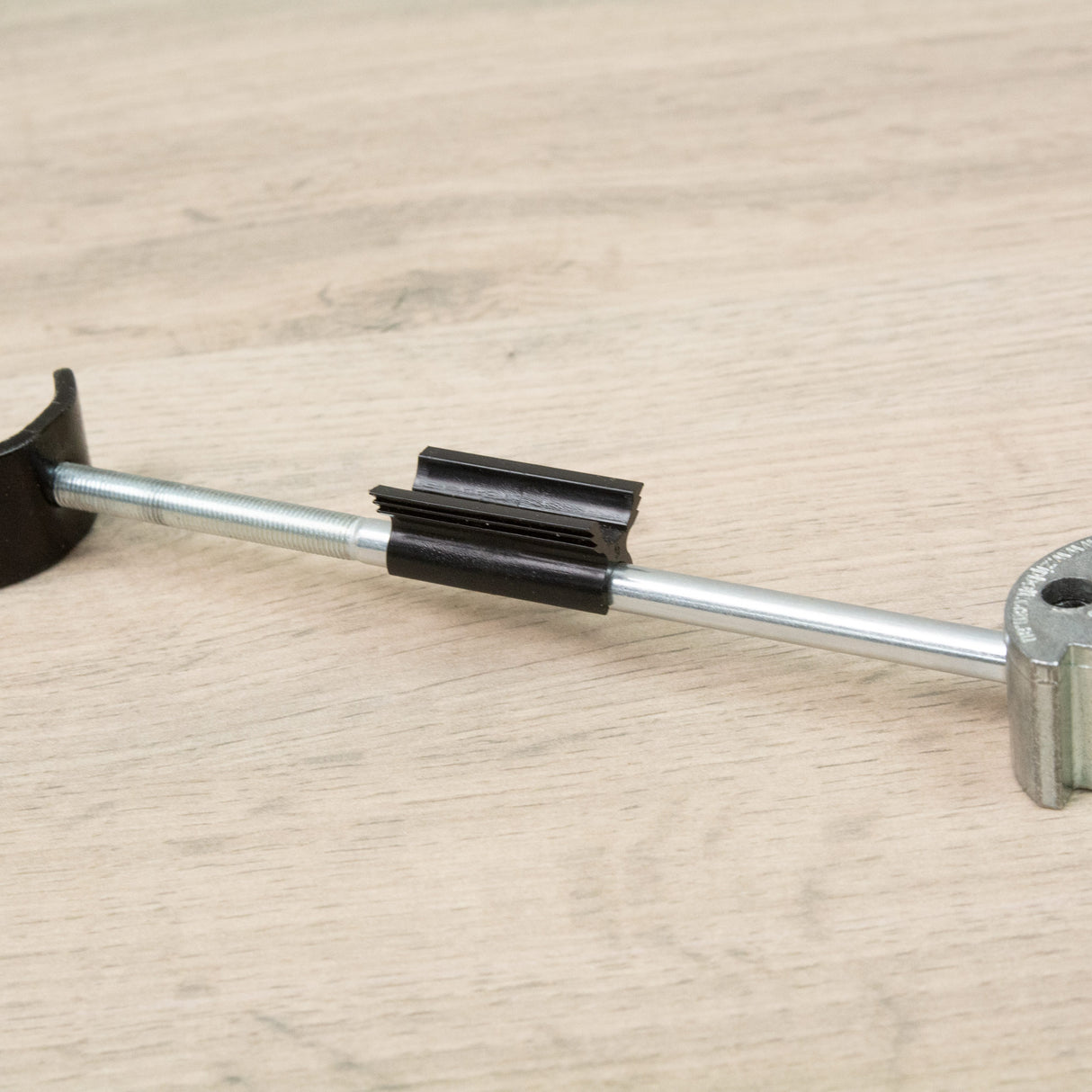 Trend ZIPBOLT Compact Laminate Worktop Connector Kit suits 26-40mm Material Thickness