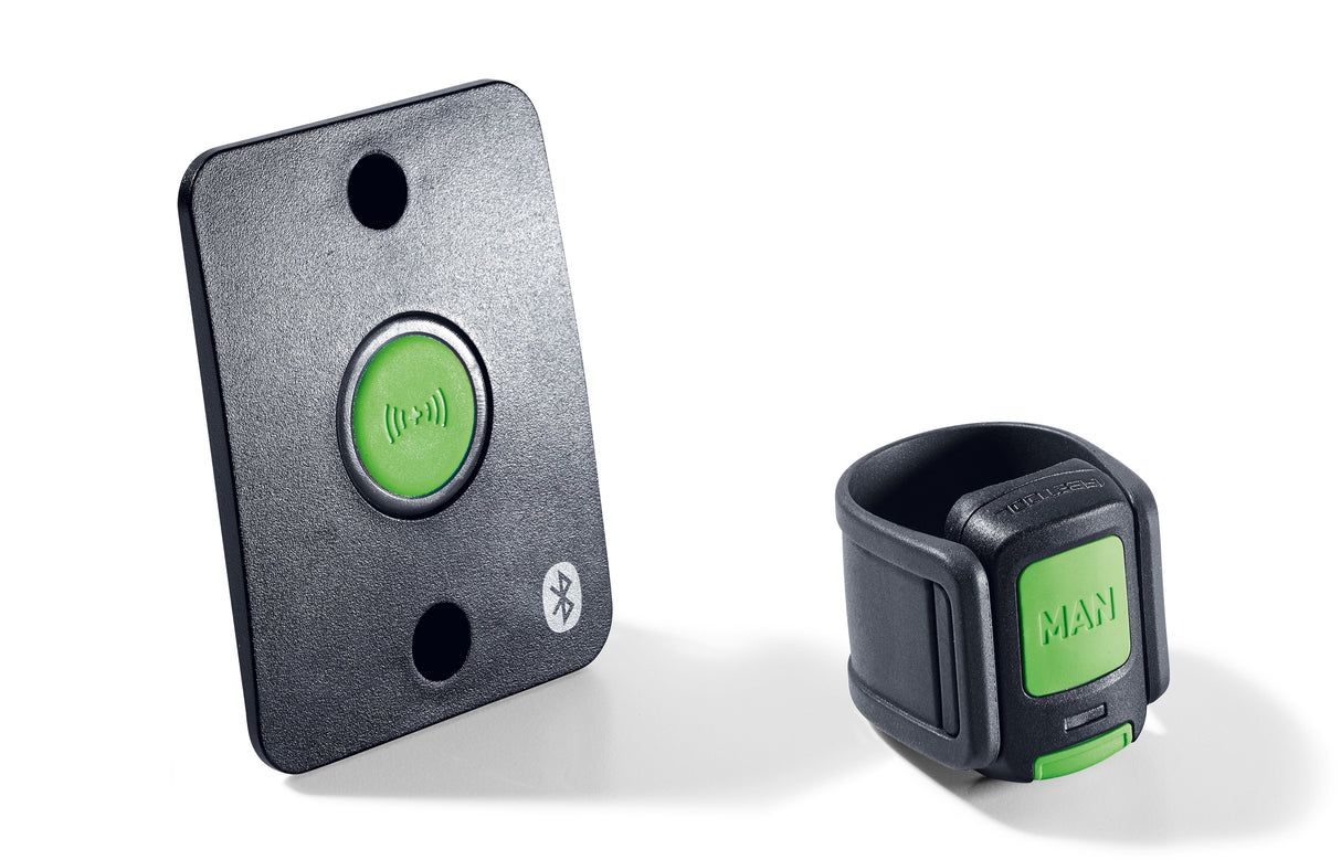 Festool Bluetooth Remote Control Set for CT 26/36/48 in use on hose