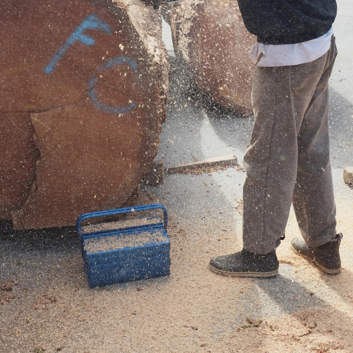 Toyo Steel 47cm Cantilever Toolbox with Long Handle