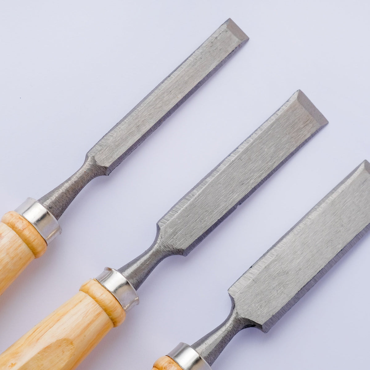 A Beginner’s Guide to Chisel Materials and Construction – Timbecon Pty Ltd