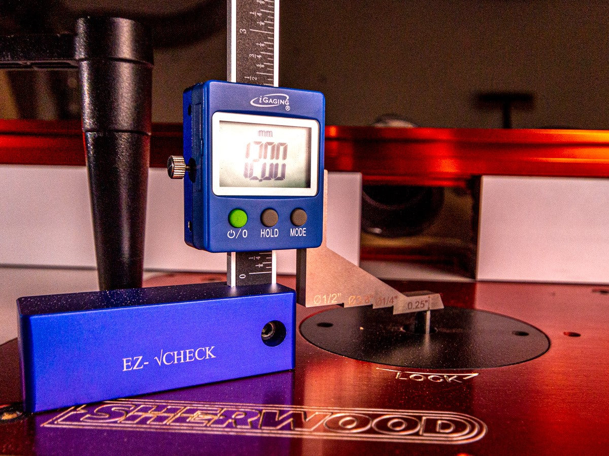 iGaging Digital Height Gauge with Centreline Offsets for Router Bits 127mm Measuring Capacity