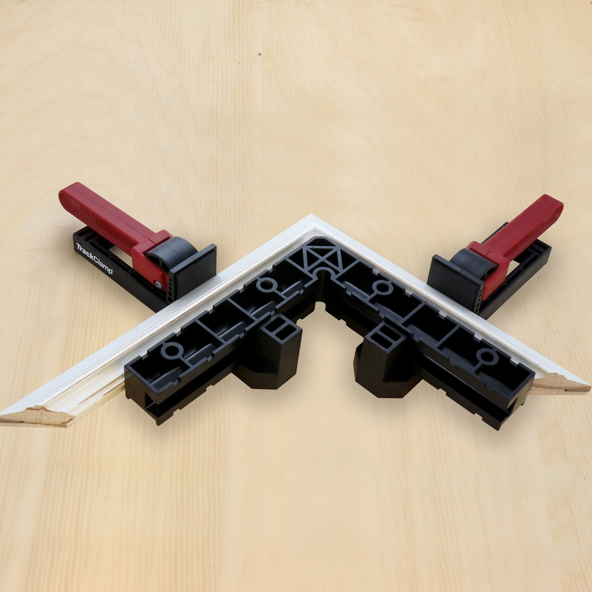 Milescraft TrackClampKit 8in Clamp Square with Track Clamps & Clamp Supports