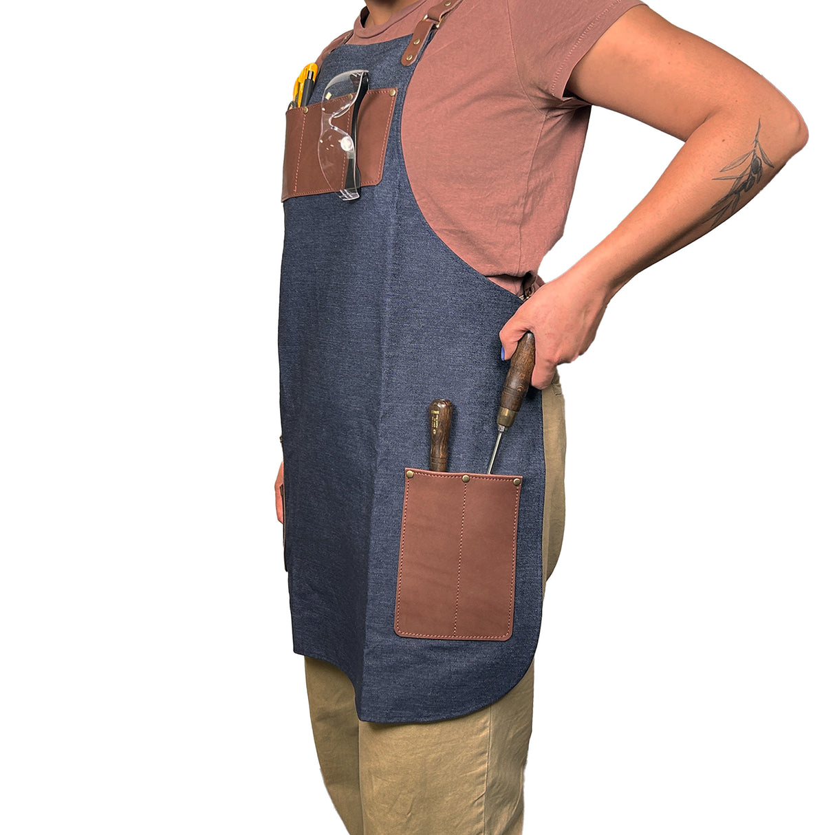 En Mina Carvers Apron 3 Pockets Denim & Tan Leather