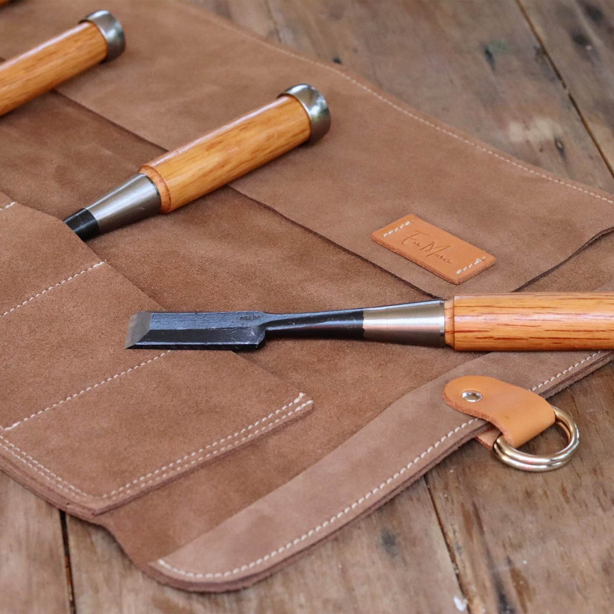 En Mina 12 Pocket Suede Chisel Roll