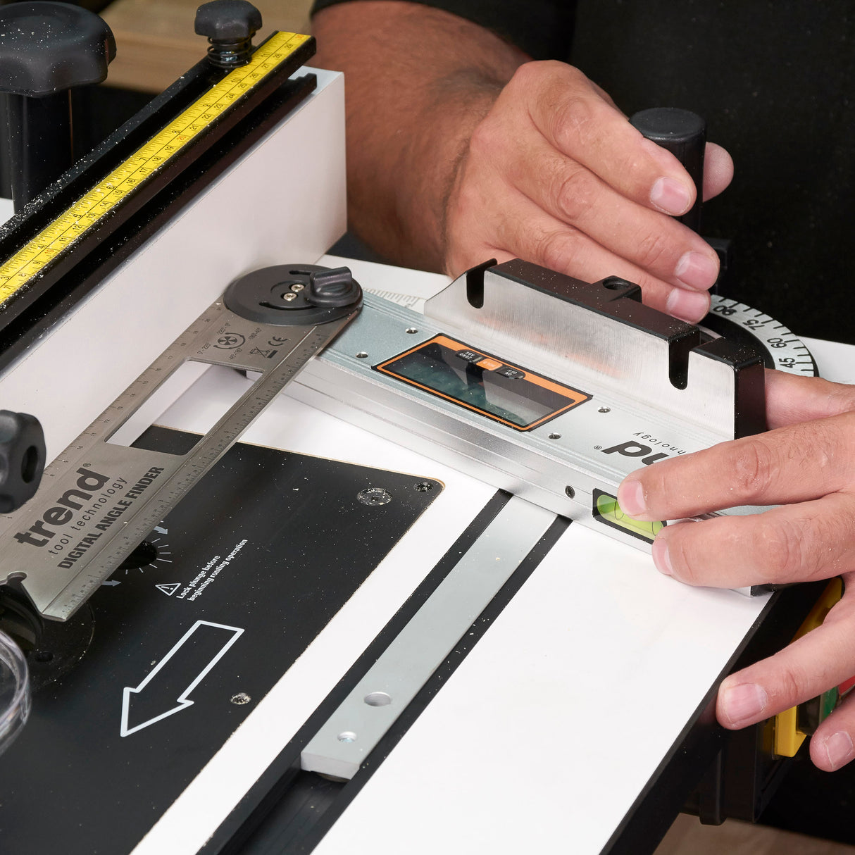 Trend Digital Angle Finder with Level Vial 200mm