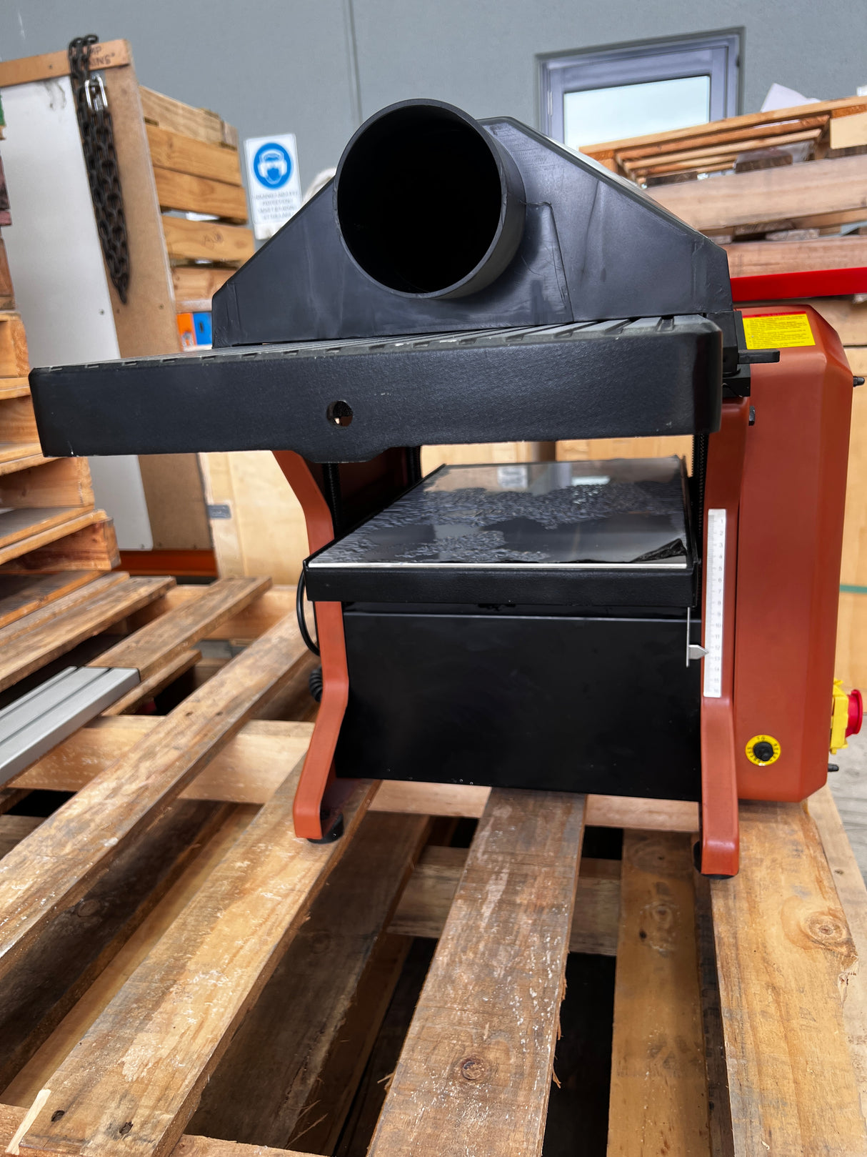 SAMPLE - Sherwood 12in Benchtop Combination Planer Thicknesser with Helical Cutterhead 1800W.