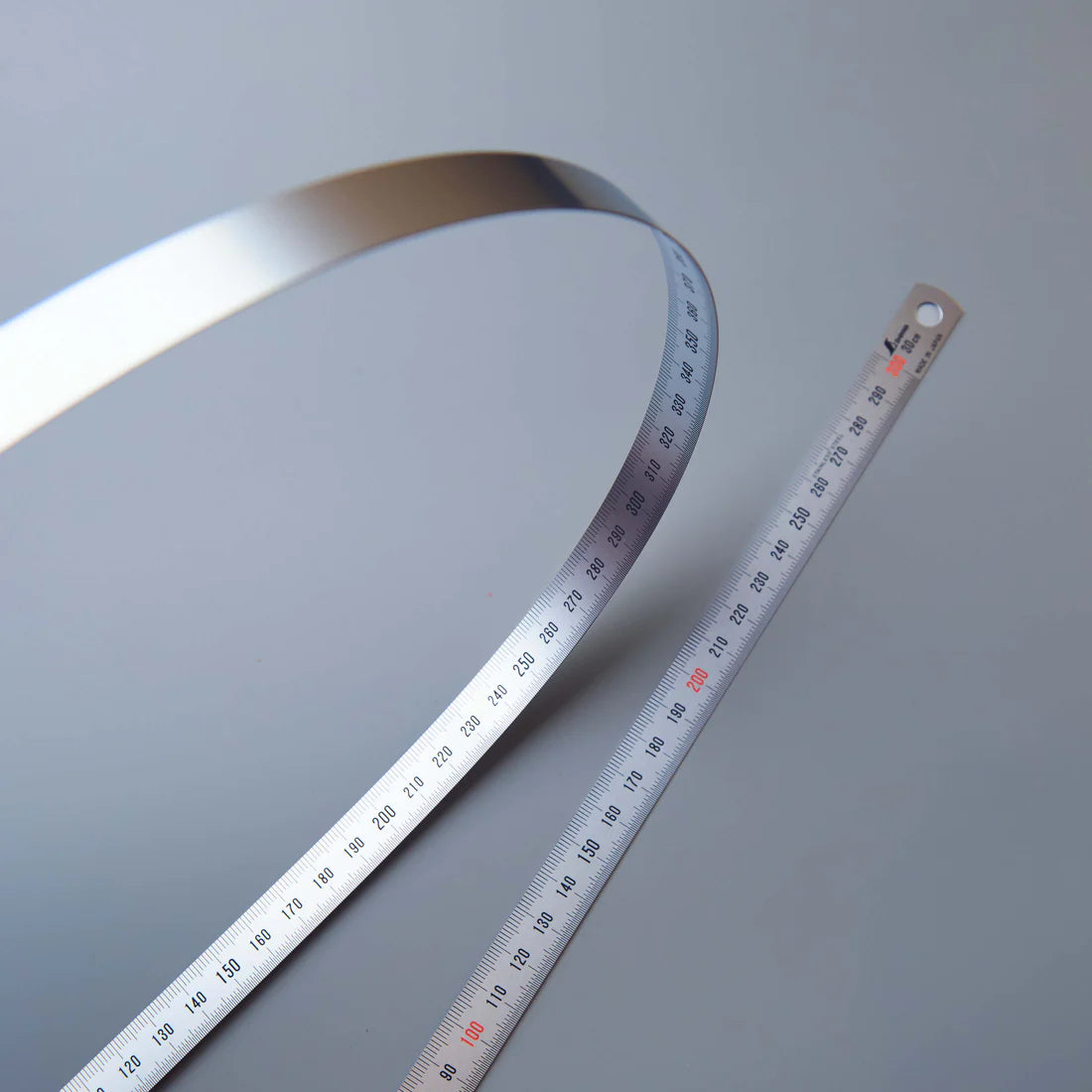 Shinwa Flexible Stainless Steel Ruler suits Curves