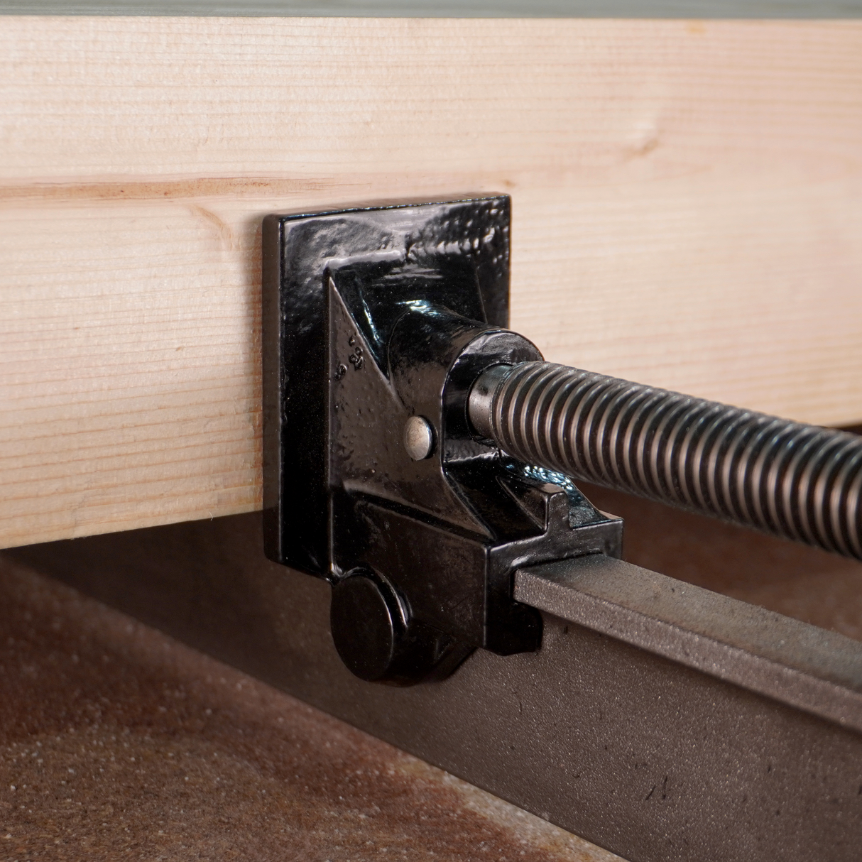 Torquata Heavy Duty Steel T-Bar Sash Clamp 1670mm Capacity