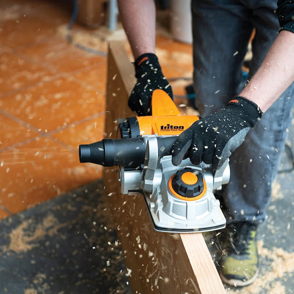 Triton TPL180B 1800W Triple Blade Planer 180mm