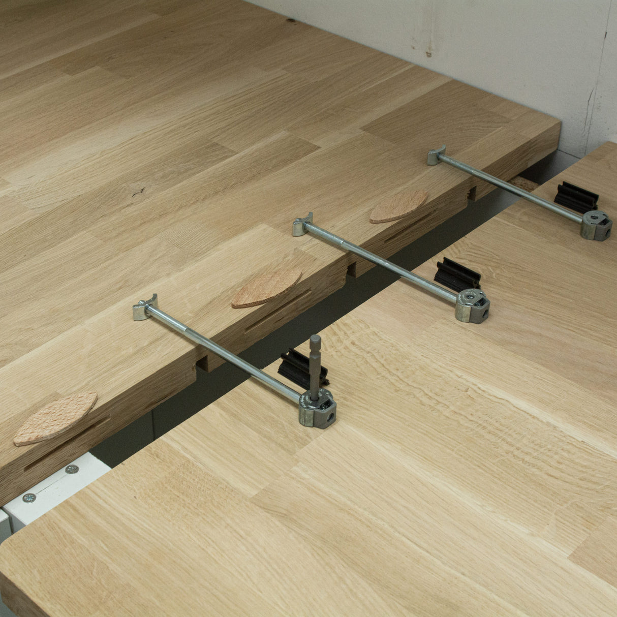 Trend ZIPBOLT Compact Laminate Worktop Connector Kit suits 16-25mm Material Thickness