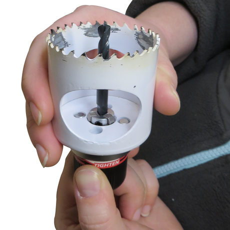 FastCap Quick Mandrel with innovative quick-release system for easy hole saw changes